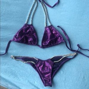 Bikini 👙 with crystal straps
